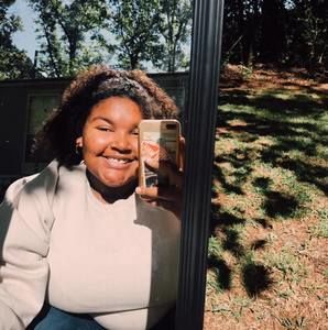 Meet your Posher, Marcella